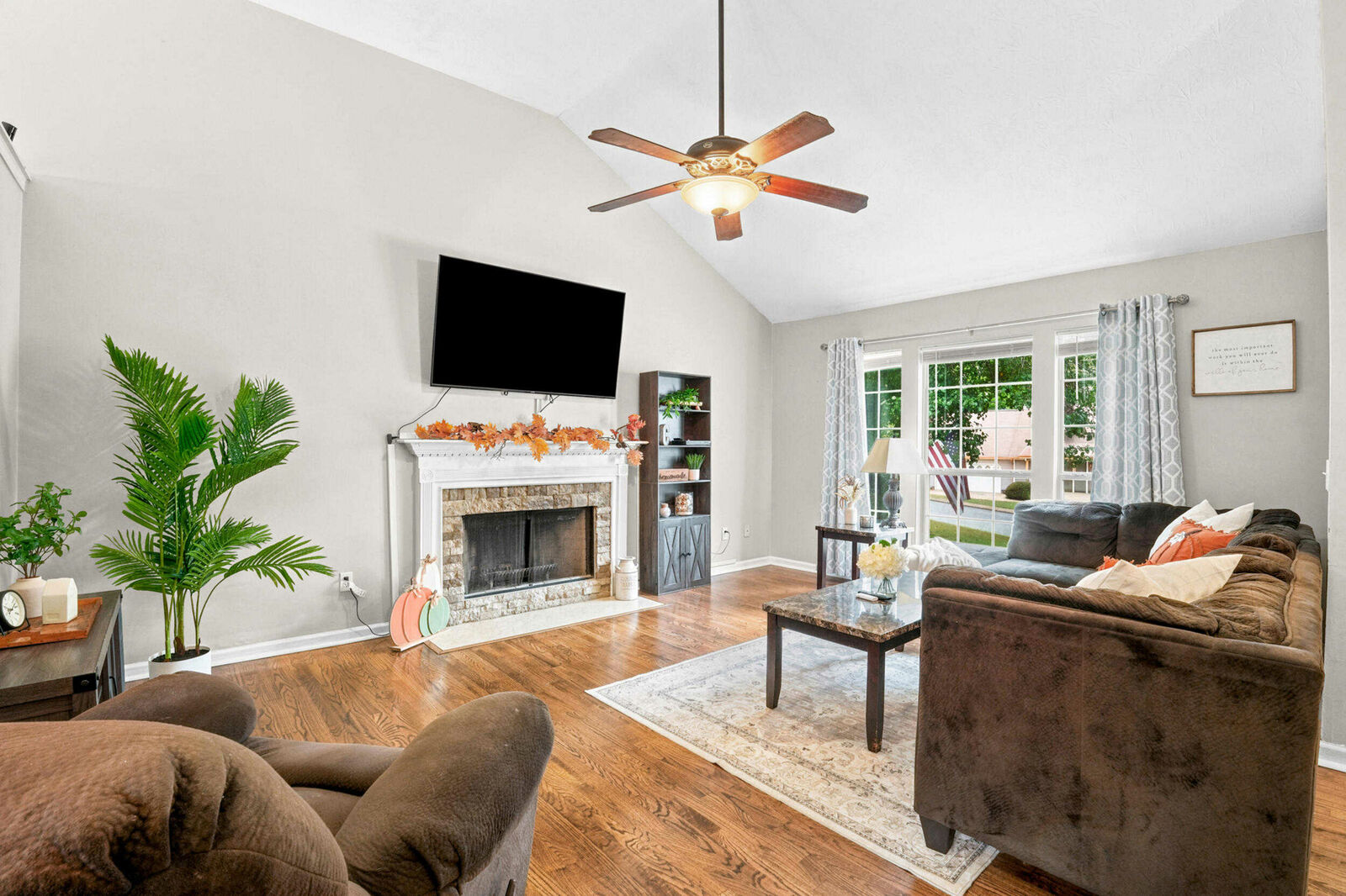 226 Crestwood Drive - Photo 6