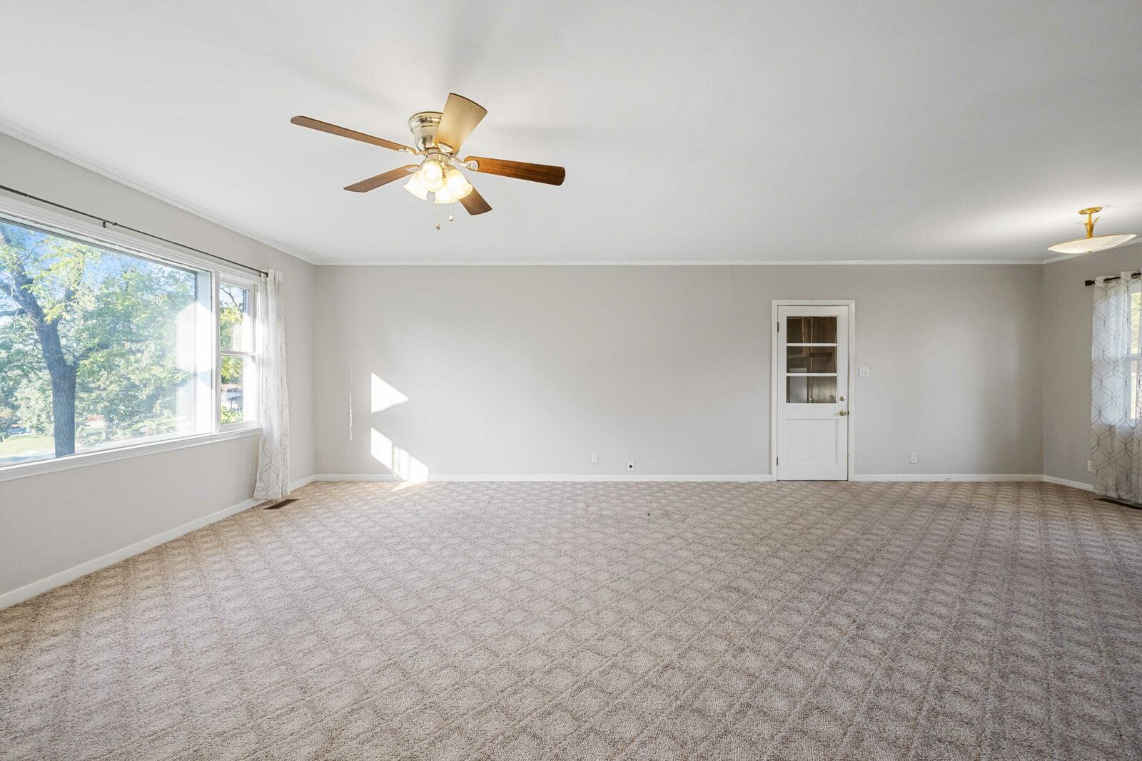 68 Leroy Lane - Photo 5